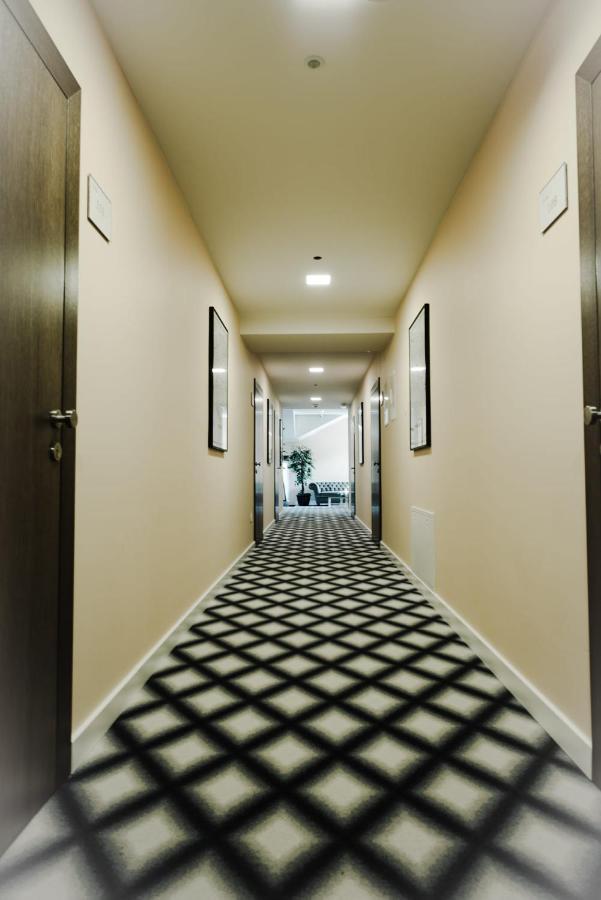 Swiss Plus Hotel Bihać Buitenkant foto