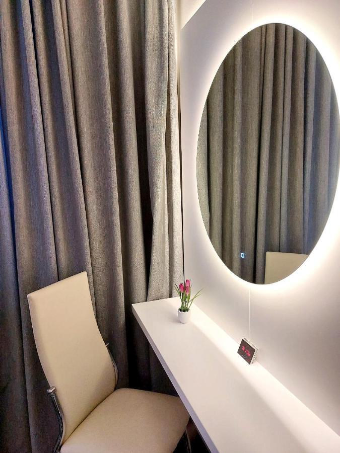 Swiss Plus Hotel Bihać Buitenkant foto