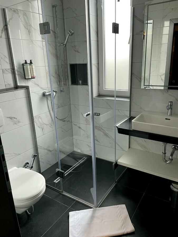 Swiss Plus Hotel Bihać Buitenkant foto
